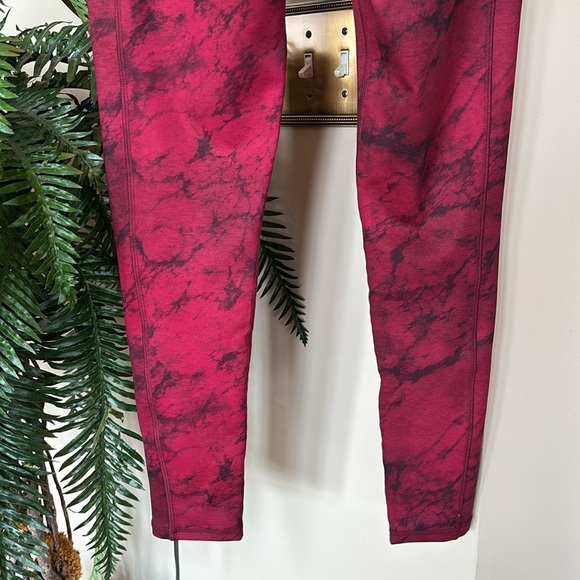 Brand New LegEnd Leggings Red Marble 7/8 High Waisted w/ Pockets Activewear - Picture 13 of 15